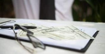 עבודות שירות לאיש קש שהפיץ חשבוניות פיקטיביות בשירות קבוצת עבריינים