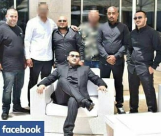 תמונה אחת שווה אלף מילים. מימין נועם כחלון, יוסף טללה, זאור ממדוב, סמי בוגנים, אבי כחלון יושב