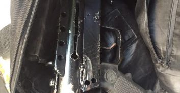 רמלה: השליכו תת מקלע מהחלון –  ונעצרו