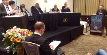 סימולציה על גלובליזציה והלבנת הון