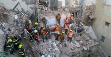 אישום: רצו לשרוף אנטנה, ורצחו חמישה אנשים