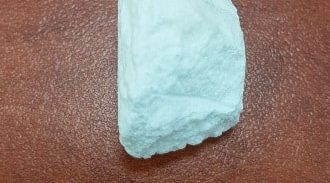 קרית אתא: 400 גרם קריסטל וכסף מזויף נתפסו בדירה