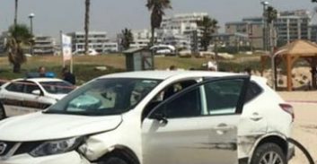 3 ניידות משטרה ניזוקו במרדף
