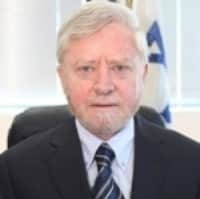 mevaker hamedina yosef shapira 200