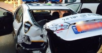 שפלה: שוטרים נסעו באדום וגרמו לתאונה