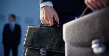 זוכה סנגור שקילל סוהרת מיחידת נחשון וכינה אותה "זונה"