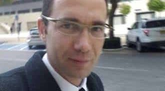 רכז מודיעין שהורשע בהטרדת חד הורית, נאשם כעת בהטרדת מתנדבת