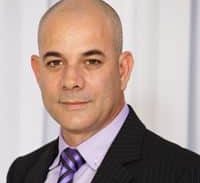 חבר ועד בדיסקונט חשוד בסחיטת סוכן המבטח את עובדי הבנק