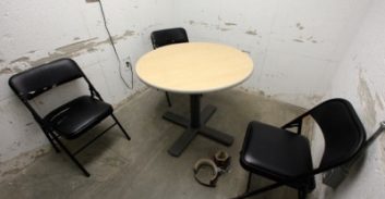 על עוכרי ועוכרות הדין