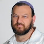 אסיר שהוכה על ידי סוהר בכלא שאטה יפוצה ב-100 אלף שקלים