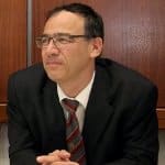 עיכוב בלתי צפוי (ואולי גם לא חוקי)