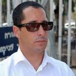 חיפה: ההסתבכות של אדיר כהן, ההיחלצות של האחים דהן