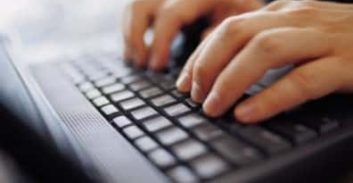 צילם עבירות מין שביצע בבתו ושידר אותן לפדופילים אחרים בעולם