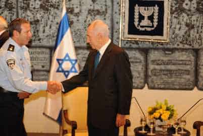 peres yoetz aravim 2