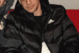 ארבעה מוכרים למשטרה נעצרו בחשד להחזקת סכינים ואקדח