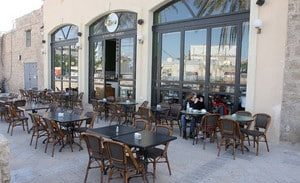 מקפה רוז’ט ועד בניין גיבור ספורט