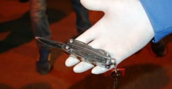 איום עם סכין