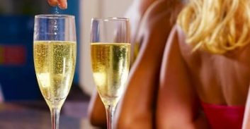 ראשית הודאה בעבירה של שימוש בסם האונס לצורך קיום יחסי מין