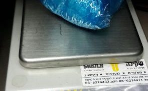 קוקאין בשווי 70 אלף שקל בלוח המחוונים