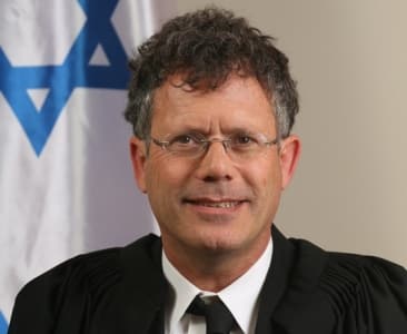 shofet amit itzhak300 366