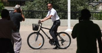 אישום: איים על השופט עידו דרויאן