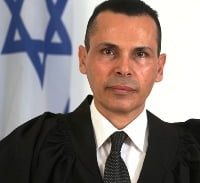 הנאשם הטריד מינית את הסנגורית