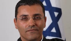 shofet mizrahi menachem 240