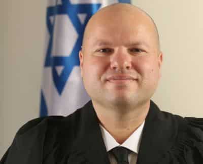 shofet moreno oded 400 324