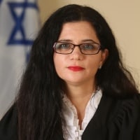 shofetet danieli eliana 200 200