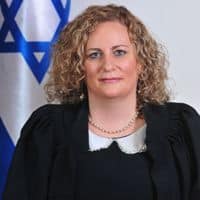 shofetet heller efrat