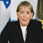 shofetet kohan omer hayuta