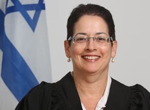 shofetet lukich pnina