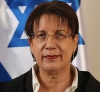 זוכה אב שהואשם בעבירות מין חמורות בבתו