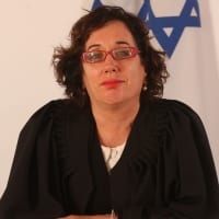 shofetet raz levi yael 200 200