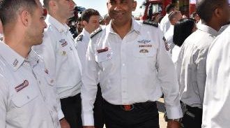 רכבו של נציב כבאות והצלה נגנב הלילה מביתו בגדרה