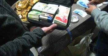 7 עצורים בפשיטה על "תחנת סמים גדולה" במזרח ירושלים