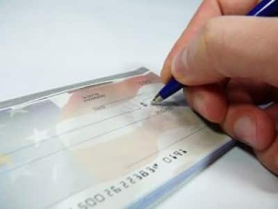 writing check freepik