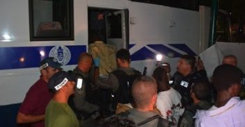 סוכן סמוי הפליל 65 נתינים זרים בתחנה המרכזית והפרחים לאהרונוביץ