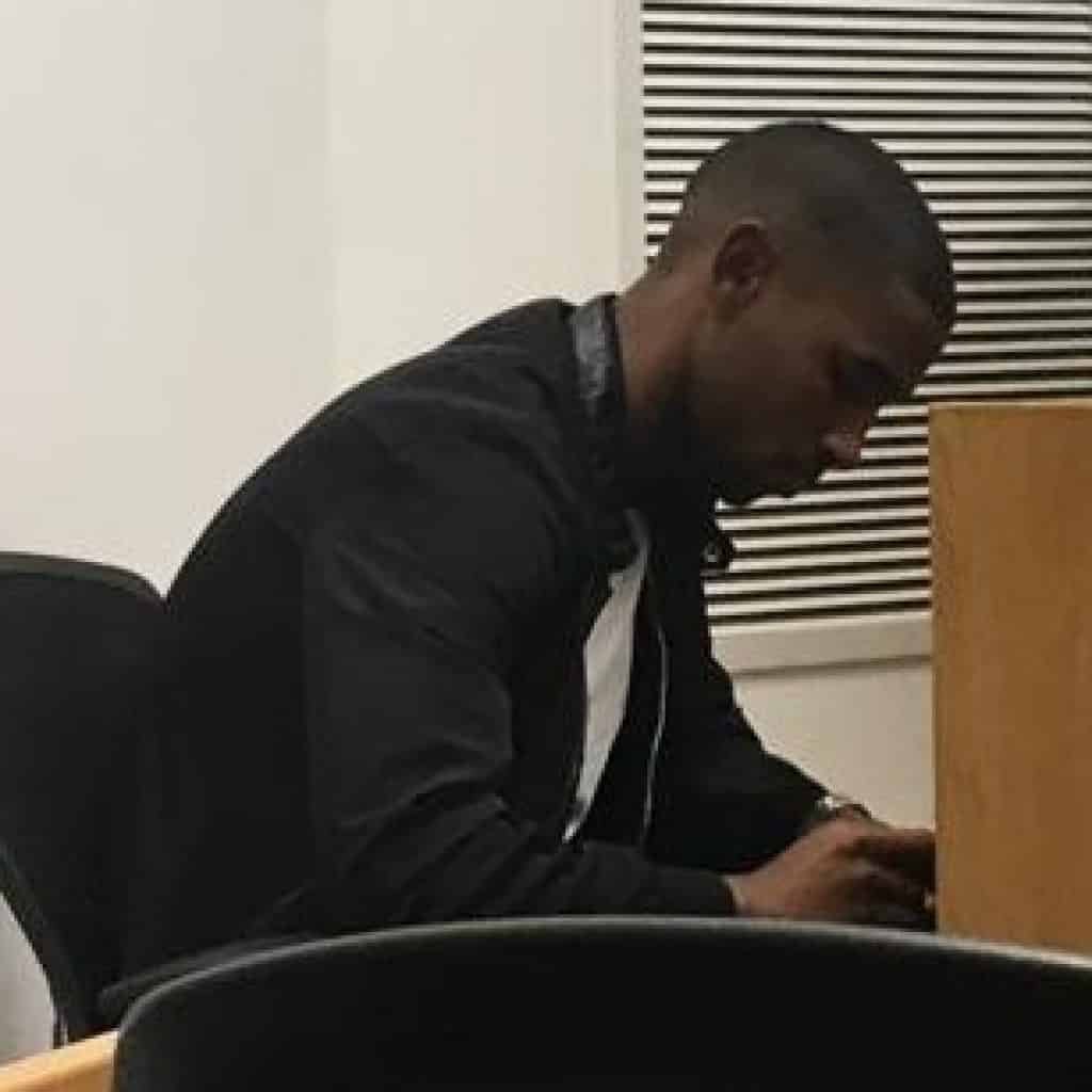 עומר לקאו בבית המשפט