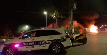 כלי רכב עלו באש בטבריה – נבדק אם מדובר בהצתה