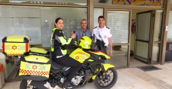 החובשת הראשונה במד"א על אופנוע כבד