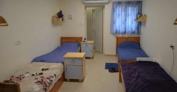 בית הדין: אב ישלם מזונות מלאים למרות שהילדה בפנימייה