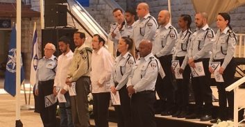 בצל המצב הביטחוני בדרום, המשטרה ערכה טקס ליום העצמאות