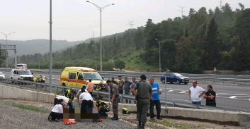 רוכב אופנוע נפצע קשה בתאונה עם רכב מסחרי סמוך ליקנעם