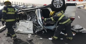 שישה פצועים בתאונת דרכים בין משאית לרכב פרטי בכביש 70