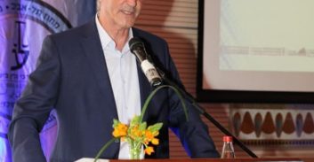 ראש לשכת עוה"ד נגד איסור כניסת ערבים לפארק בעפולה