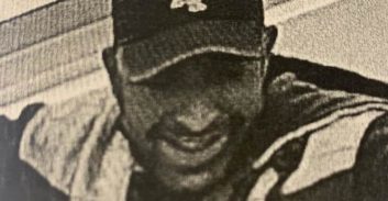 נהג משאית נאשם בגניבת ארבע משאיות מחברות בהן עבד