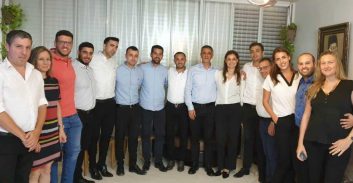 סיעת הצעירים של מחוז מרכז עם חימי וקנובל