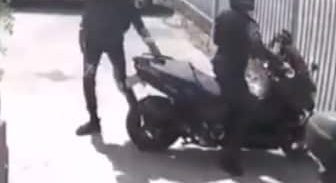 צפו בפוסטה TV: כך נשדדו מאות אלפי שקלים מצ'יינג' בכפר סבא