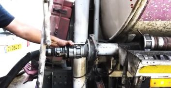 פוסטה TV: המשטרה פשטה על תחנות דלק פיראטיות בוואדי ערה